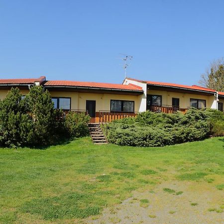 Bungalovy A Ubytovani Ratiborice- Zlic Ceska Skalice Exterior photo